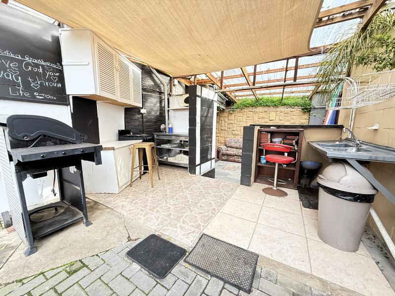 4 Bedroom Property for Sale in Doornkuil Western Cape